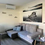 Zielone Tarasy 9c 아파트 *